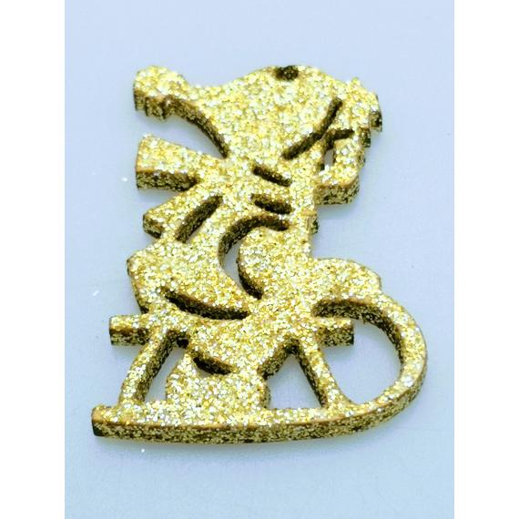 Szánkózó kisfiú 5 cm Arany