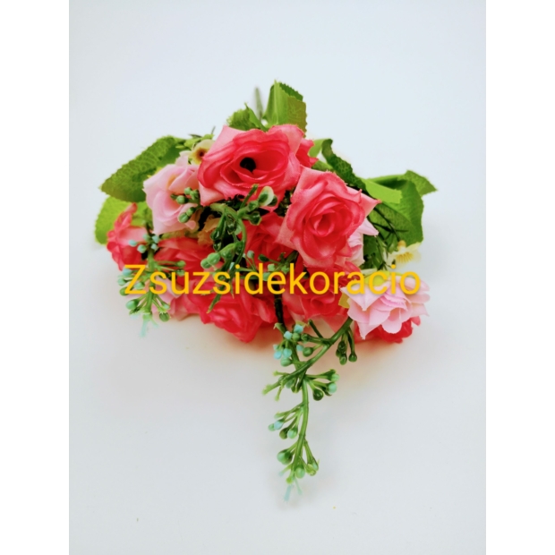 Rózsacsokor zöld bogyóval 30 cm Rózsaszín