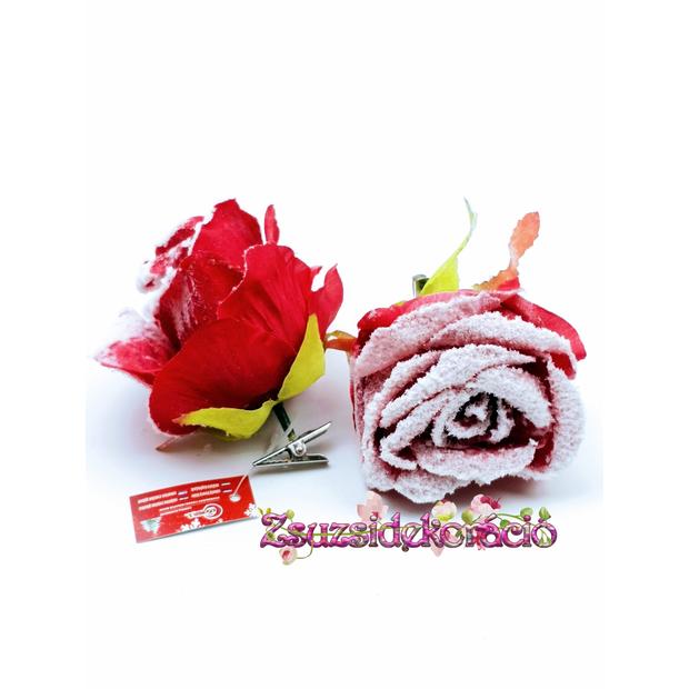 Téli rózsa havas csíptetővel 7 cm Piros