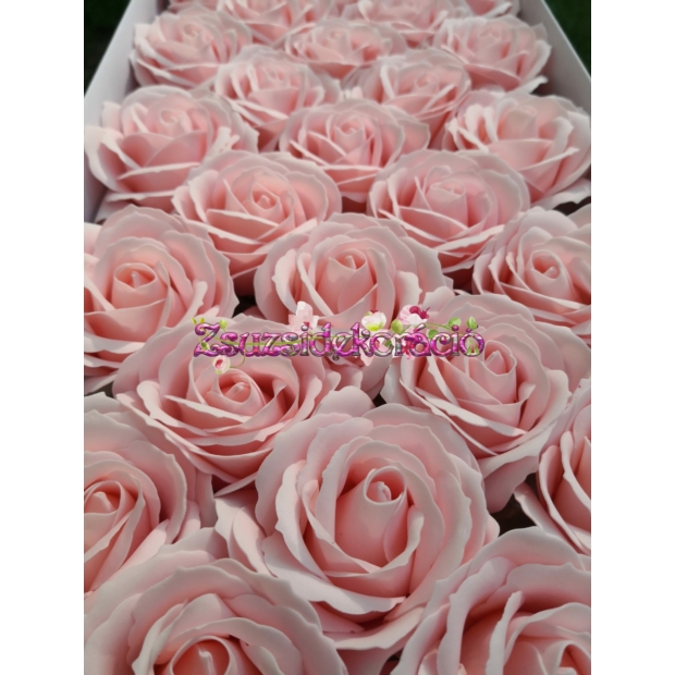 Nyílt szappanrózsa 9x7 cm Világos rózsaszín A