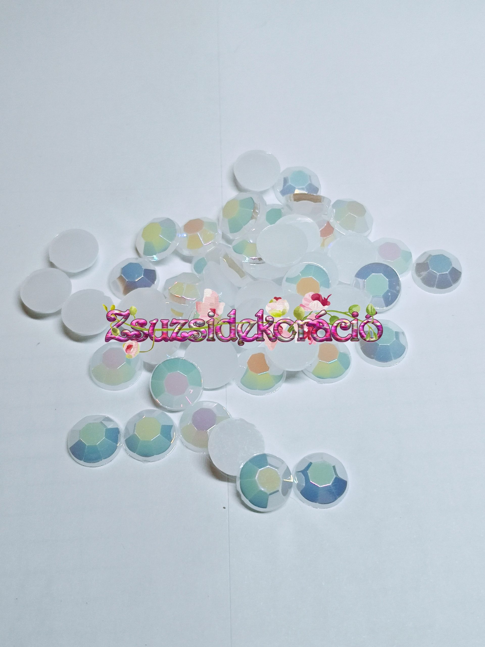 Félgyöngy 10 mm 200 db Irizáló