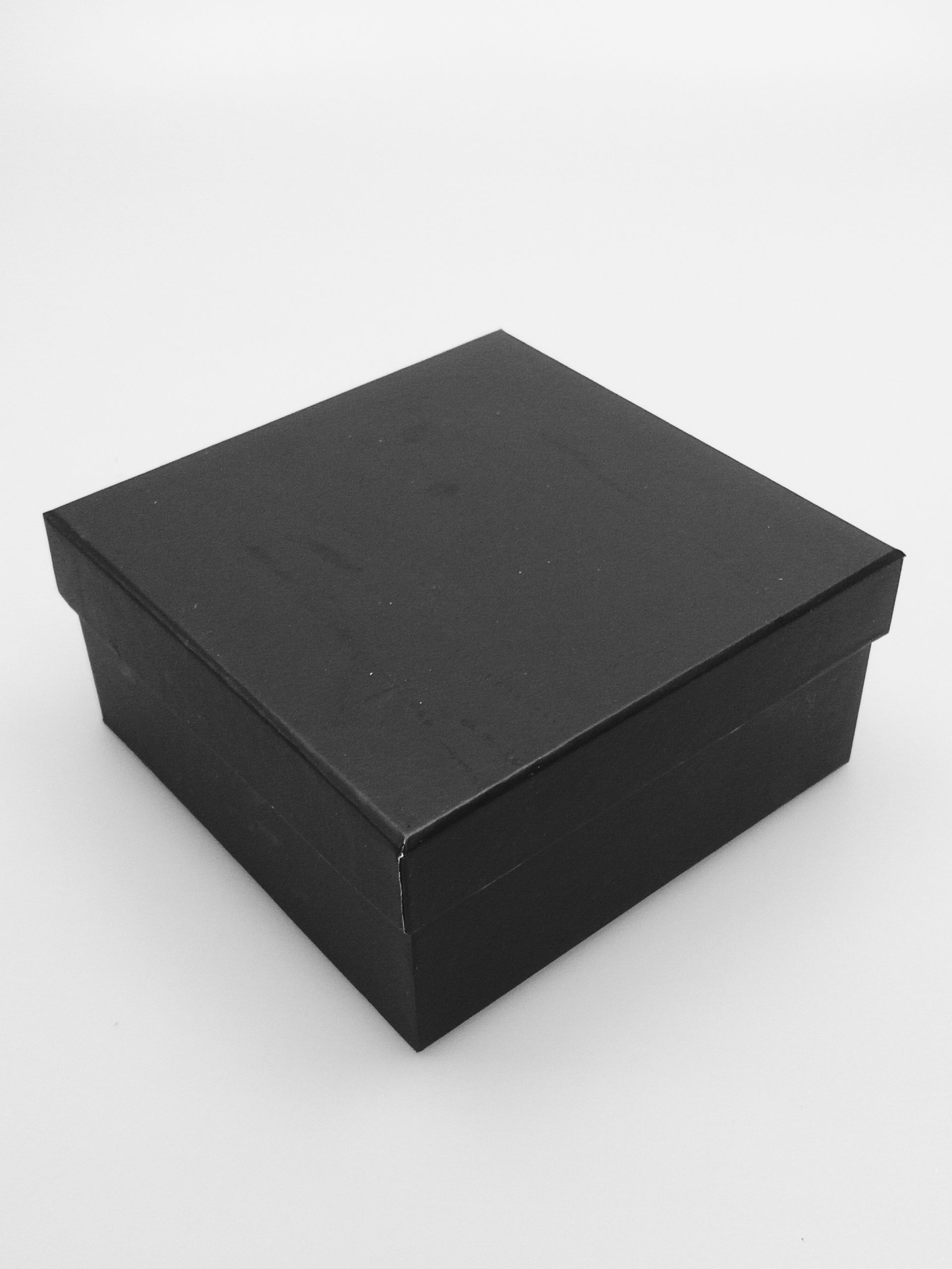 Kocka doboz közepes 13,5×6 cm Fekete