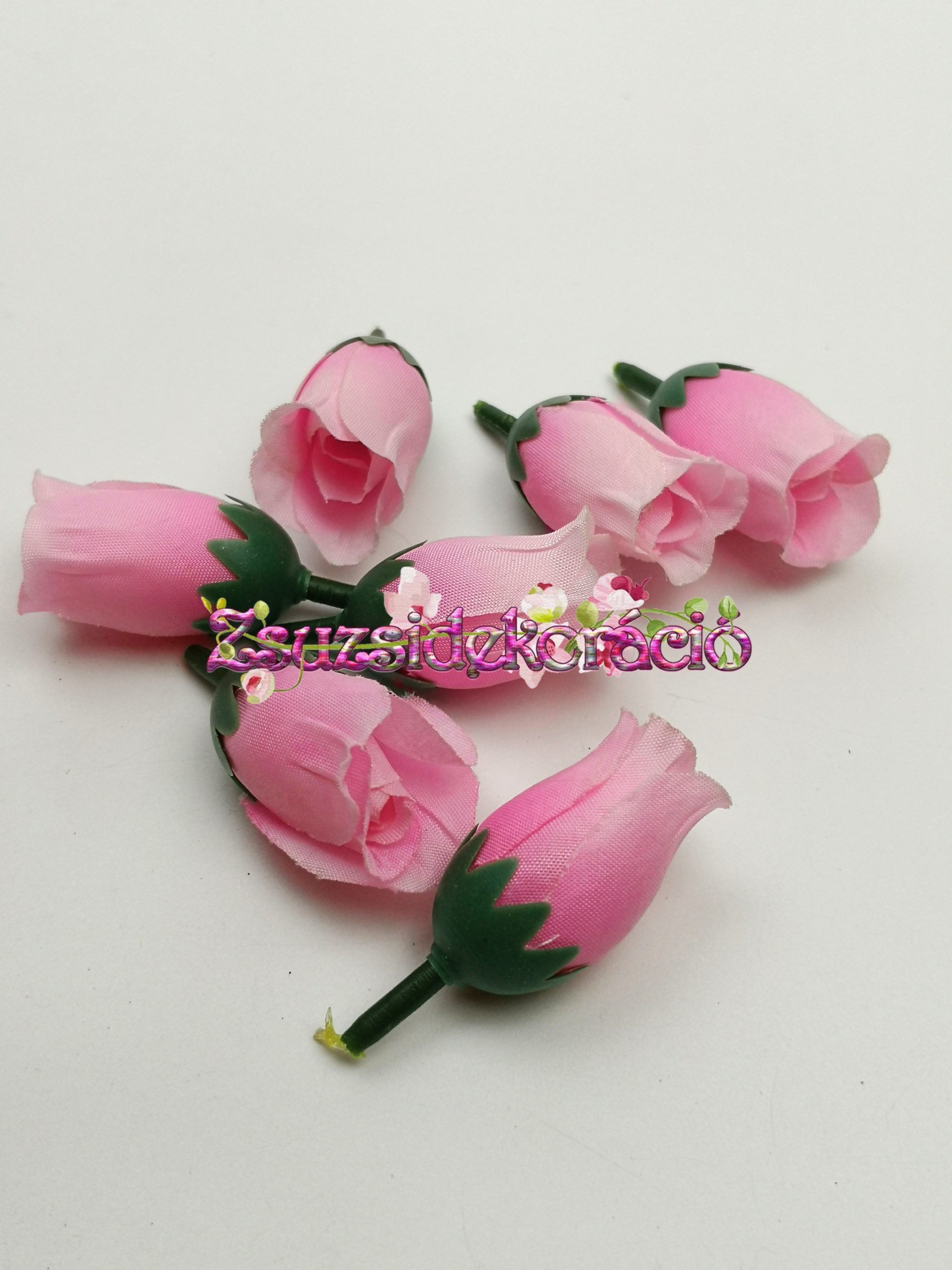 Rózsafej bimbós 3 cm Világos rózsaszín